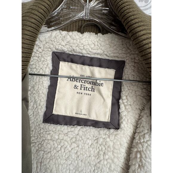 Abercrombie & Fitch Women's Green Bomber Jacket Size Large - Picture 13 of 13